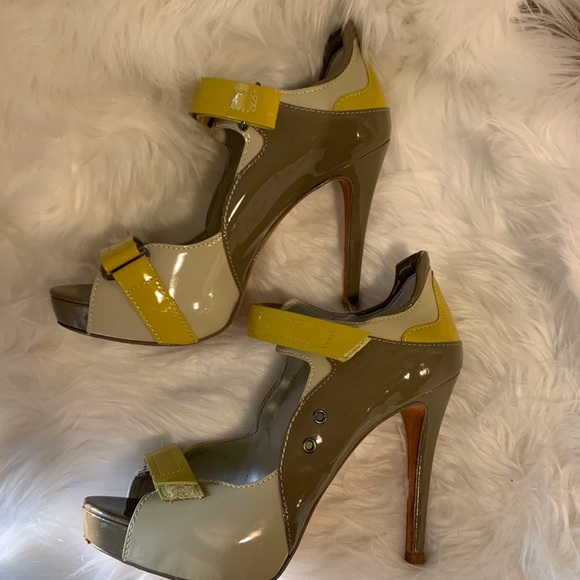 Platform Heels - Picture 5 of 6